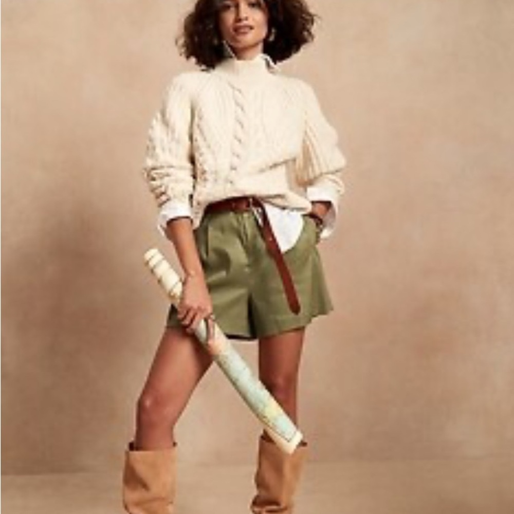 Linen High Rise Pleated Green Women's Shorts